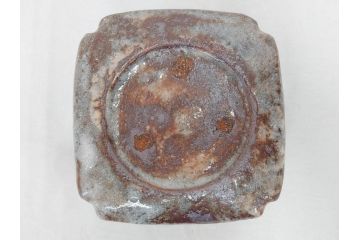 時代物　鼠志野(鼠志埜)　絵柄と色合いが落ち着いた和の雰囲気を醸し出す入隅四方向付5客セット(尾州門戸家伝来、美濃焼、和食器、共箱付き)(R-070870)