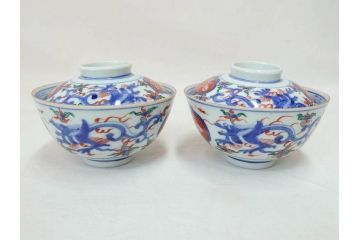 明治期　九谷焼　色絵　龍文　約11cm　3.6寸　食卓を鮮やかに演出する蓋付き茶碗5客セット(三寸六分、和食器)(R-070873)