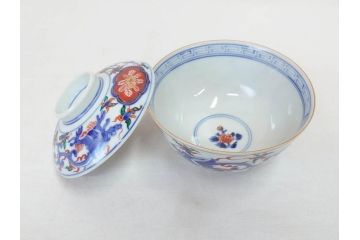 明治期　九谷焼　色絵　龍文　約11cm　3.6寸　食卓を鮮やかに演出する蓋付き茶碗4客セット(三寸六分、和食器)(R-070874)