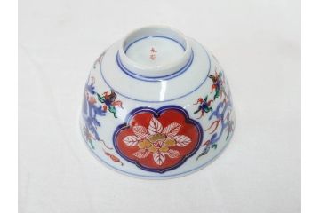 明治期　九谷焼　色絵　龍文　約11cm　3.6寸　食卓を鮮やかに演出する蓋付き茶碗4客セット(三寸六分、和食器)(R-070874)