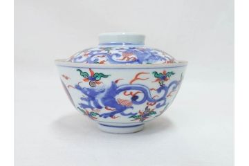 明治期　九谷焼　色絵　龍文　約11cm　3.6寸　食卓を鮮やかに演出する蓋付き茶碗4客セット(三寸六分、和食器)(R-070874)