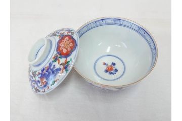 明治期　九谷焼　色絵　龍文　約11cm　3.6寸　食卓を鮮やかに演出する蓋付き茶碗4客セット(三寸六分、和食器)(R-070874)