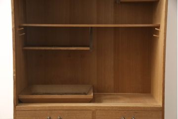 和製ビンテージ　和の空間づくりに取り入れたいシンプルな置き水屋(置水屋、茶水屋、茶箪笥、戸棚、茶棚、収納棚、ヴィンテージ)(R-070909)