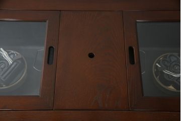 中古　高級品!!　岩手県認定伝統工芸品　南部箪笥　重厚感のある佇まいでお部屋の主役におすすめ!!　欅(ケヤキ)材の大きな囲炉裏テーブルとサイドテーブルのセット(木製火鉢、ダイニングテーブル、食卓、4人掛け、6人掛け、エンドテーブル)(定価約150万円)(R-070915)
