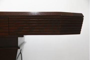 中古　高級品!!　岩手県認定伝統工芸品　南部箪笥　重厚感のある佇まいでお部屋の主役におすすめ!!　欅(ケヤキ)材の大きな囲炉裏テーブルとサイドテーブルのセット(木製火鉢、ダイニングテーブル、食卓、4人掛け、6人掛け、エンドテーブル)(定価約150万円)(R-070915)