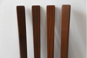 中古　高級品!!　岩手県認定伝統工芸品　南部箪笥　欅(ケヤキ)材　美術品のような佇まいが目を惹くスピンチェア4脚セット(回転椅子、板座チェア、アームチェア、ダイニングチェア、椅子、イス)(定価1脚約12万円)(R-070917)