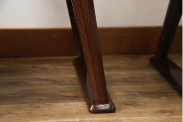 中古　高級品!!　岩手県認定伝統工芸品　南部箪笥　欅(ケヤキ)材　美術品のような佇まいが目を惹くスピンチェア4脚セット(回転椅子、板座チェア、アームチェア、ダイニングチェア、椅子、イス)(定価1脚約12万円)(R-070917)