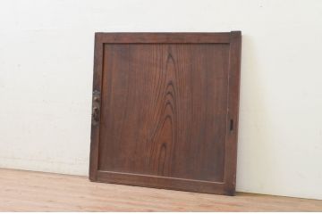 アンティーク建具　欅(ケヤキ)材　懐かしい雰囲気漂う一枚板の板戸窓1枚(引き戸)(R-070918)