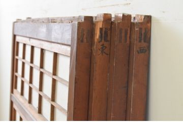 アンティーク建具　上品な佇まいが魅力の裏障子付き格子戸4枚セット(引き戸、障子戸、ガラス帯戸)(R-070927)