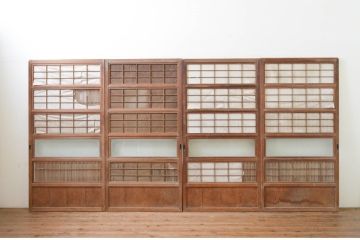 アンティーク建具　どこか懐かしい雰囲気を醸し出す裏障子付き格子戸4枚セット(引き戸、障子戸、ガラス帯戸)(R-070928)