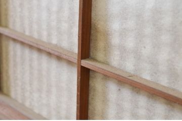 アンティーク建具　どこか懐かしい雰囲気を醸し出す裏障子付き格子戸4枚セット(引き戸、障子戸、ガラス帯戸)(R-070928)