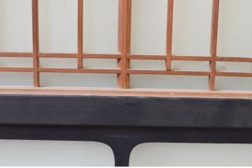 アンティーク建具　富山産　漆塗り　和モダンな空間作りにおすすめの上質な幅広ガラス戸2枚セット(引き戸、ガラス戸)(R-070929)