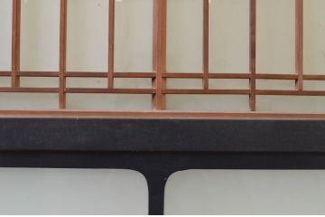 アンティーク建具　富山産　漆塗り　和モダンな空間作りにおすすめの上質な幅広ガラス戸2枚セット(引き戸、ガラス戸)(R-070930)