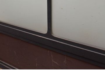 アンティーク建具　富山産　漆塗り　和モダンな空間作りにおすすめの上質な幅広ガラス戸2枚セット(引き戸、ガラス戸)(R-070930)