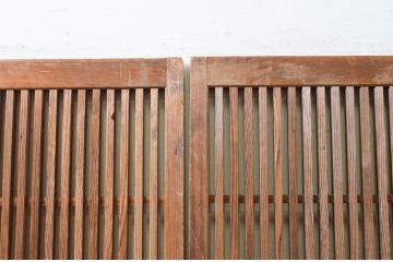 アンティーク建具　上手物!!　和モダンな空間づくりにおすすめの荒格子戸2枚セット(引き戸)(R-070944)