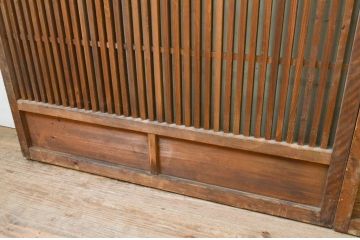 アンティーク建具　上手物!!　和モダンな空間づくりにおすすめの荒格子戸2枚セット(引き戸)(R-070944)
