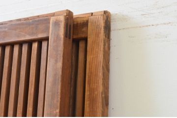 アンティーク建具　上手物!!　和モダンな空間づくりにおすすめの荒格子戸2枚セット(引き戸)(R-070944)