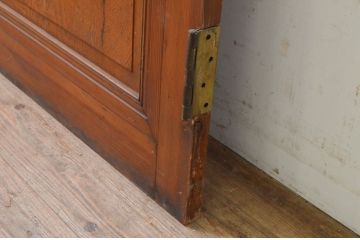 アンティーク建具　レトロな雰囲気漂う古い洋館のドア1枚(木製扉)(R-070950)