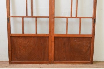アンティーク建具　大正ロマン　ノスタルジックな雰囲気を演出する幅狭ガラス戸2枚セット(引き戸)(R-070953)