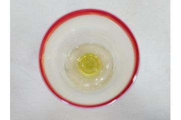 明治〜大正期　当時物　棗型(なつめ形)　可愛らしい色合いがおしゃれな雰囲気溢れる三色氷コップ(ウランガラス、グラス、和ガラス、乳白ぼかし)(R-070957)