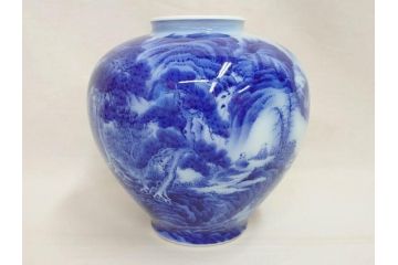 戦前　オールド香蘭社　染付　山水　賢人　一つ一つ丁寧に描かれた意匠が美しい!職人のこだわりを感じる花入(風景図、花器、花瓶、飾り壷)(R-070963)