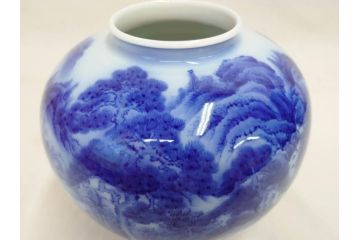 戦前　オールド香蘭社　染付　山水　賢人　一つ一つ丁寧に描かれた意匠が美しい!職人のこだわりを感じる花入(風景図、花器、花瓶、飾り壷)(R-070963)