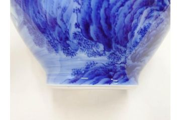 戦前　オールド香蘭社　染付　山水　賢人　一つ一つ丁寧に描かれた意匠が美しい!職人のこだわりを感じる花入(風景図、花器、花瓶、飾り壷)(R-070963)