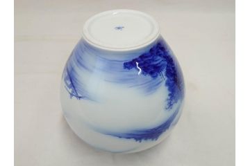戦前　オールド香蘭社　染付　山水　賢人　一つ一つ丁寧に描かれた意匠が美しい!職人のこだわりを感じる花入(風景図、花器、花瓶、飾り壷)(R-070963)