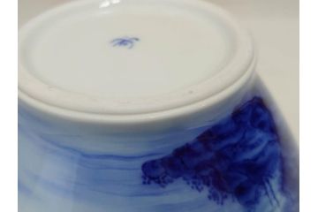 戦前　オールド香蘭社　染付　山水　賢人　一つ一つ丁寧に描かれた意匠が美しい!職人のこだわりを感じる花入(風景図、花器、花瓶、飾り壷)(R-070963)