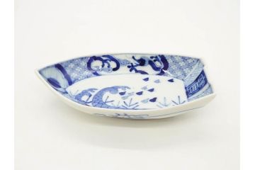 明治〜大正　伊万里　染付　瑞祥堂　約18cm　5.7寸　珍しい形と繊細なデザインが素敵な舟形皿4枚セット(変形皿、和皿、舟型、和食器、五寸七分)(R-070964)