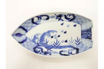 明治〜大正　伊万里　染付　瑞祥堂　約18cm　5.7寸　珍しい形と繊細なデザインが素敵な舟形皿4枚セット(変形皿、和皿、舟型、和食器、五寸七分)(R-070964)