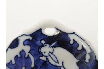 明治〜大正　伊万里　染付　長山文製　跳ね兔図　約19cm　6.2寸　なめらかなフォルムと落ち着いた色味が魅力的な舟形皿4枚セット(舟型、うさぎ、ウサギ、兎、変形皿、和皿、和食器、六寸二分)(R-070966)
