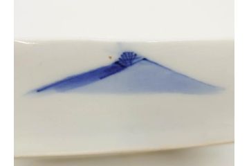 明治〜大正　伊万里　染付　長山文製　跳ね兔図　約19cm　6.2寸　なめらかなフォルムと落ち着いた色味が魅力的な舟形皿4枚セット(舟型、うさぎ、ウサギ、兎、変形皿、和皿、和食器、六寸二分)(R-070966)