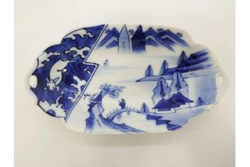 明治〜大正　伊万里　染付　長山文製　跳ね兔図　約19cm　6.2寸　なめらかなフォルムと落ち着いた色味が魅力的な舟形皿4枚セット(舟型、うさぎ、ウサギ、兎、変形皿、和皿、和食器、六寸二分)(R-070966)