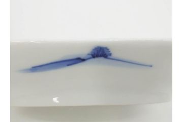 明治〜大正　伊万里　染付　長山文製　跳ね兔図　約19cm　6.2寸　なめらかなフォルムと落ち着いた色味が魅力的な舟形皿5枚セット(舟型、うさぎ、ウサギ、兎、変形皿、和皿、和食器、六寸二分)(R-070967)