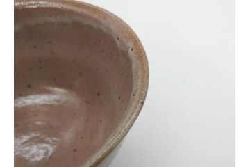 西岡小十　小次郎窯　絵唐津　上質な和の雰囲気漂う茶碗(抹茶碗、茶道具、茶器、和食器、共箱付き)(R-070968)