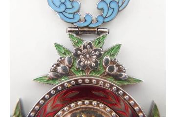 稀少　勲六等宝冠章(宝冠波光章)　略綬　勲章(正章、略章、ケース付き)(R-070970)