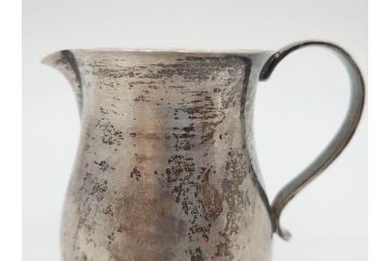 1900年代　TIFFANY&Co. MAKERS　(ティファニー メイカーズ)　総重量約139.95g　STERLING SILVER(スターリングシルバー)　SV925　ミルクポット(シルバーウェア、銀、アンティーク、ビンテージ、ヴィンテージ、クリーマー、ミルクジャー、ピッチャー、洋食器)(R-070972)