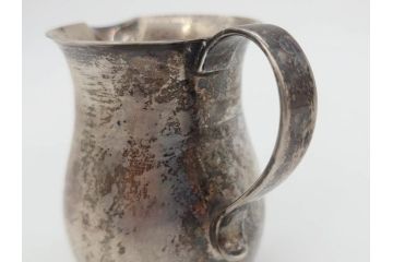 1900年代　TIFFANY&Co. MAKERS　(ティファニー メイカーズ)　総重量約139.95g　STERLING SILVER(スターリングシルバー)　SV925　ミルクポット(シルバーウェア、銀、アンティーク、ビンテージ、ヴィンテージ、クリーマー、ミルクジャー、ピッチャー、洋食器)(R-070972)