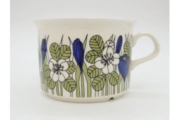 1978年〜1979年　ARABIA FINLAND　Krokus(クロッカス)　大胆に描かれた花たちが存在感を放つカップ&ソーサー2客セット(ヴィンテージ、ビンテージ、アラビア、フィンランド、北欧食器、C&S、グリーン・ブルーライン)(R-070642)