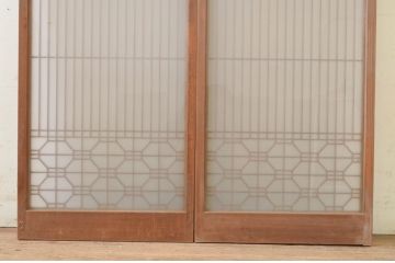 アンティーク建具　片面ガラス　和モダンな雰囲気づくりにおすすめの書院戸2枚セット(窓、組子、引き戸、ガラス戸)(R-070986)