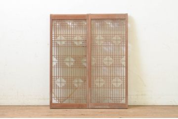 アンティーク建具　片面ガラス　和モダンな雰囲気づくりにおすすめの書院戸2枚セット(窓、組子、引き戸、ガラス戸)(R-070987)