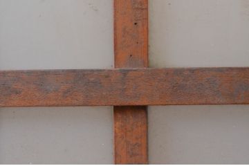 アンティーク建具　和の雰囲気が魅力的な格子入りの玄関戸2枚セット(引き戸、格子戸、ガラス戸)(R-071006)