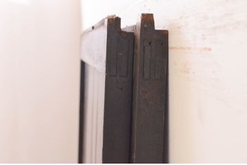 アンティーク建具　和の情緒を演出する障子帯戸2枚セット(引き戸、板戸、障子戸)(R-071010)