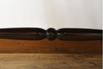中古　美品　松本民芸家具　♯513型長ウインザーチェア　クラシカルな佇まいのウィンザーベンチ(長椅子、3人掛けベンチ、ウィンザーチェア)(定価約39万円)(R-071036)