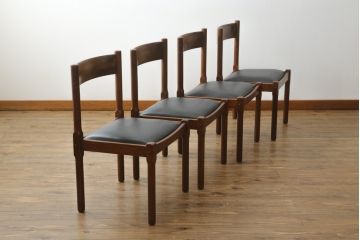 デンマークビンテージ　チーク材　本革調(合成皮革)　あたたかみのある雰囲気が魅力のダイニングチェア4脚セット(椅子、イス、ヴィンテージ、北欧)(R-071043)です