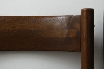 デンマークビンテージ　チーク材　本革調(合成皮革)　あたたかみのある雰囲気が魅力のダイニングチェア4脚セット(椅子、イス、ヴィンテージ、北欧)(R-071043)です