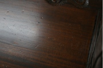 中古　軽井沢彫り　桜の総彫り仕上げが見事な板座チェア2脚セット　(R-071062)