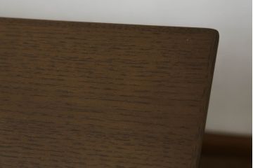中古　美品　CONDE HOUSE(カンディハウス)　WING LUX(ウイングラックス)シリーズ　ウォールナット材　スタイリッシュなデザインが魅力のダイニングテーブル(定価約31万円)(食卓、4人掛け)(R-071065)