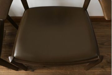 中古　美品　CONDE HOUSE(カンディハウス)　WING LUX(ウイングラックス)シリーズ　ナラ材　滑らかな曲線を描くデザインが魅力のアームチェア(定価4脚で約51万円)(ダイニングチェア、椅子、イス)(R-071066)